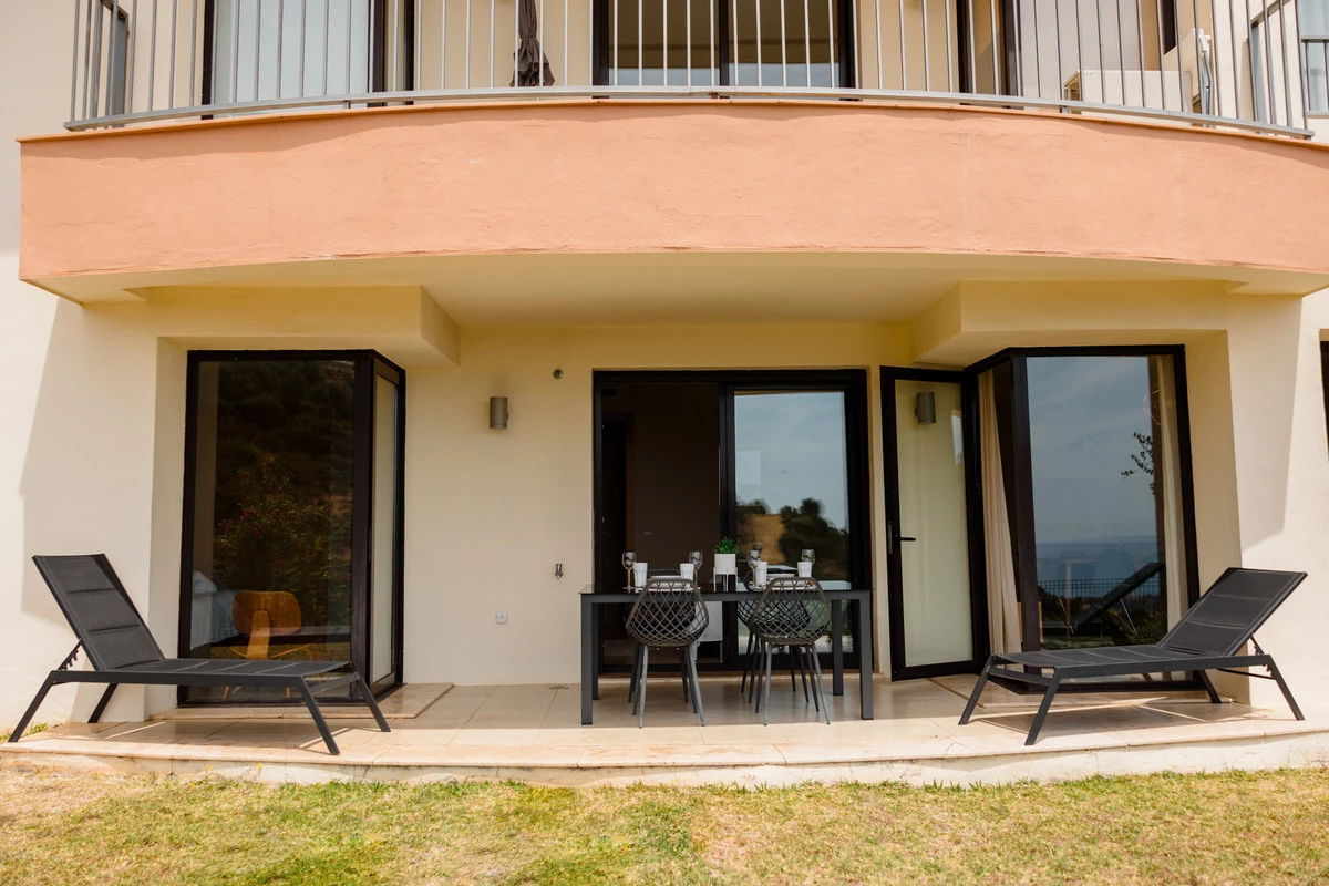 2-5bd7b9d04b45e33852eaf0ec6670150d