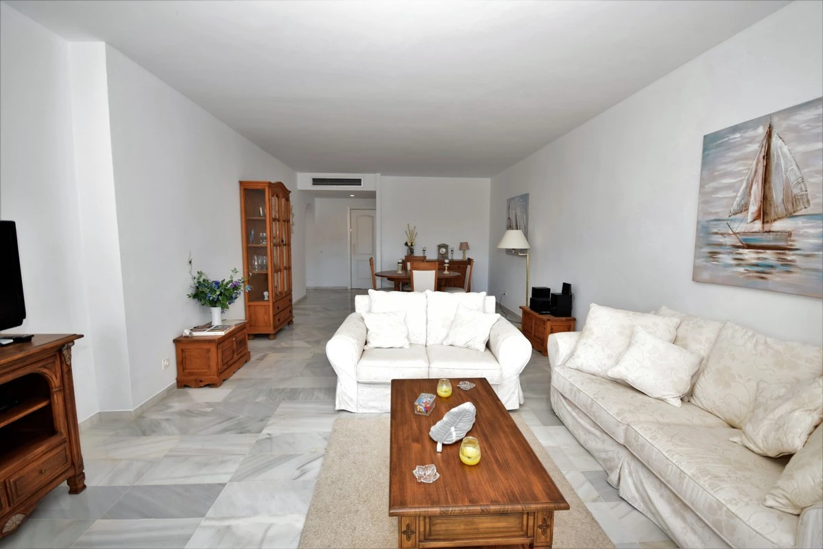 2-5bd7b9d04b45e33852eaf0ec6670150d