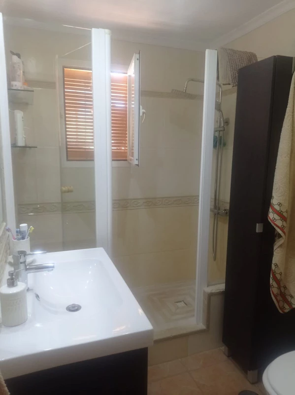 8-e64a9055bba3e77ac8aca3b893cdf826