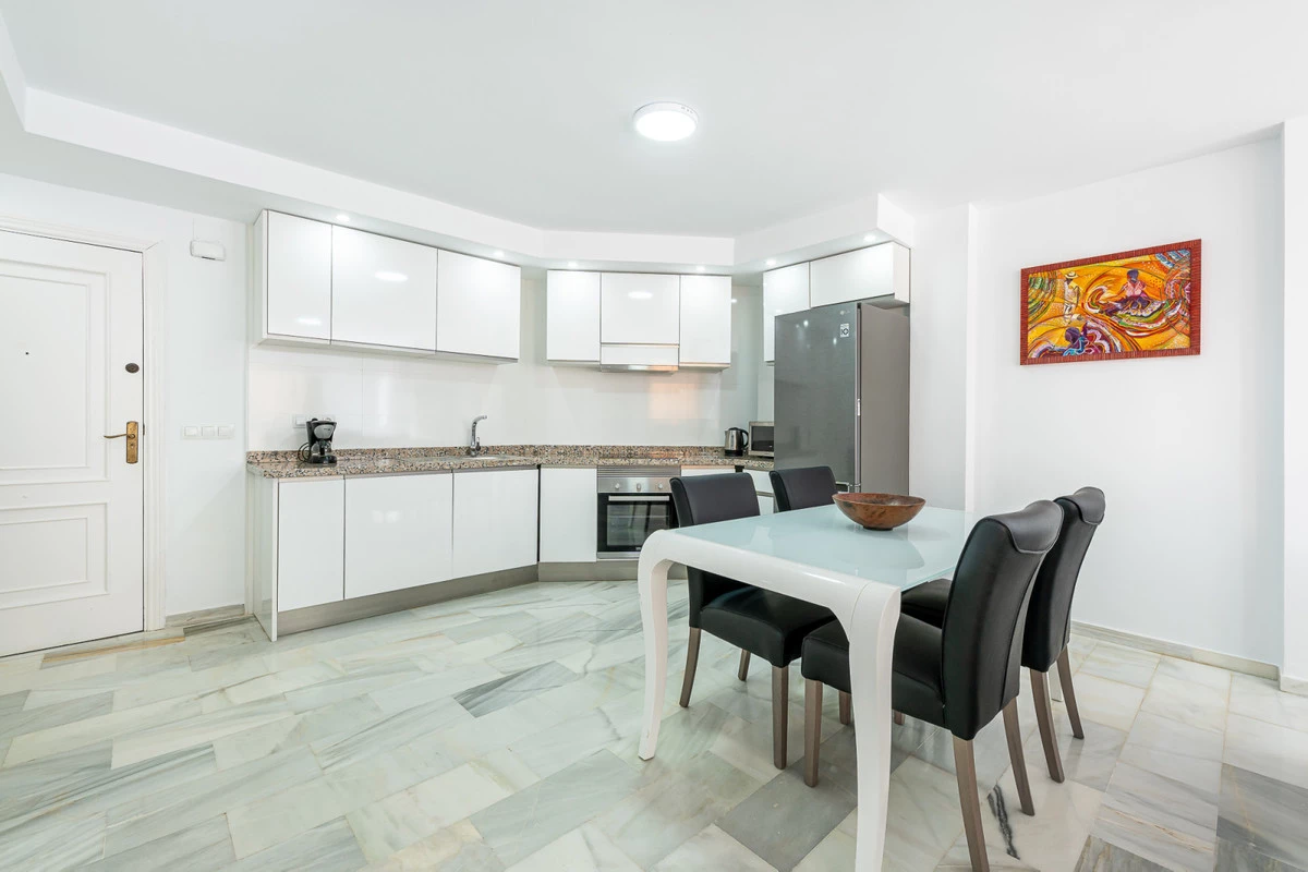 7-aa4cc561180b369757c0bb4af9886cd3