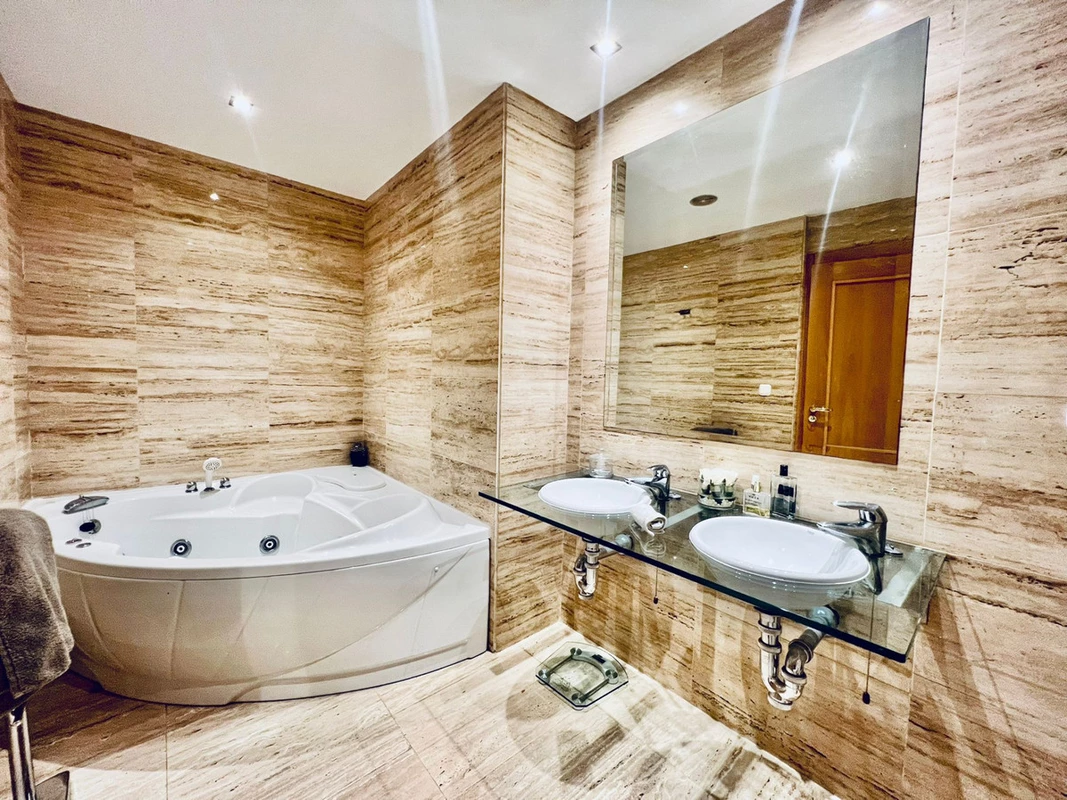 4-c23c0f86247804fa50226aecd8b0b2c8