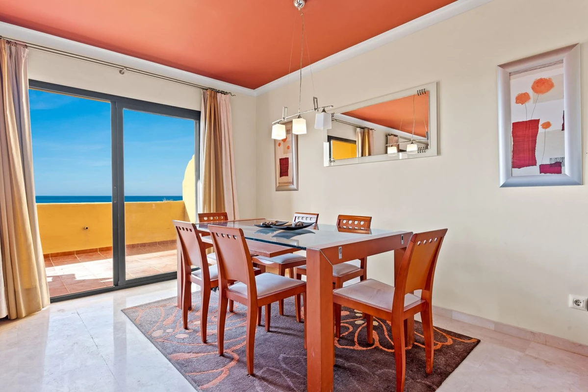 7-aa4cc561180b369757c0bb4af9886cd3