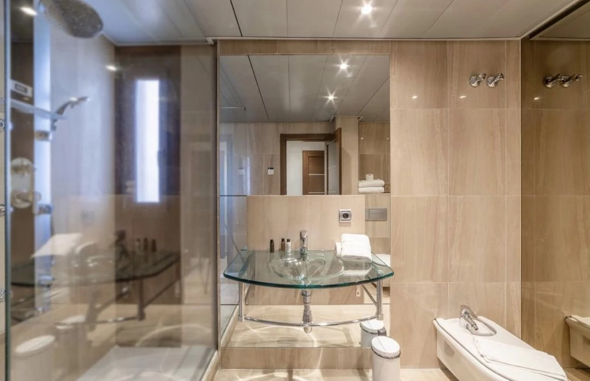 9-467d0cee5b725f3ef65f102a0c2e69c0