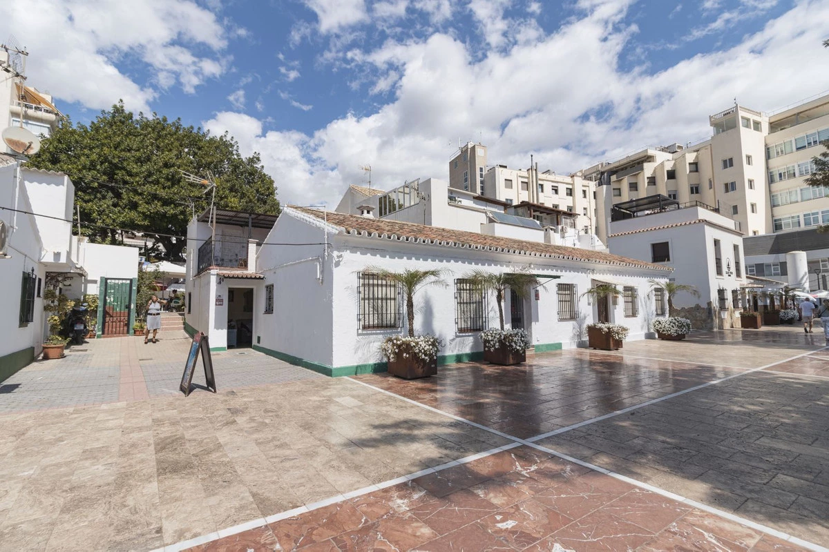 1-7980e48d732b6fc85c14b43b94d2aa54