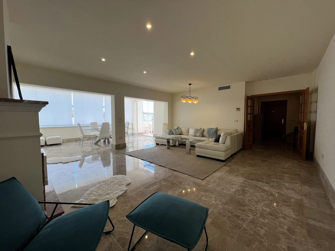 2-5bd7b9d04b45e33852eaf0ec6670150d