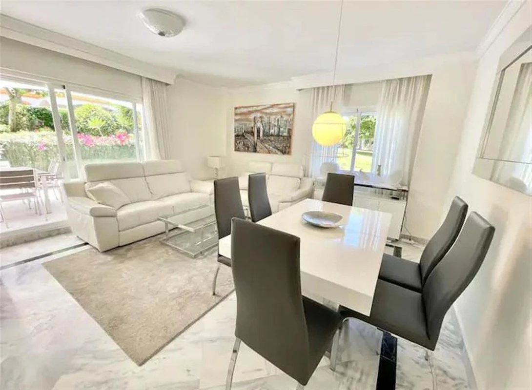 8-e64a9055bba3e77ac8aca3b893cdf826