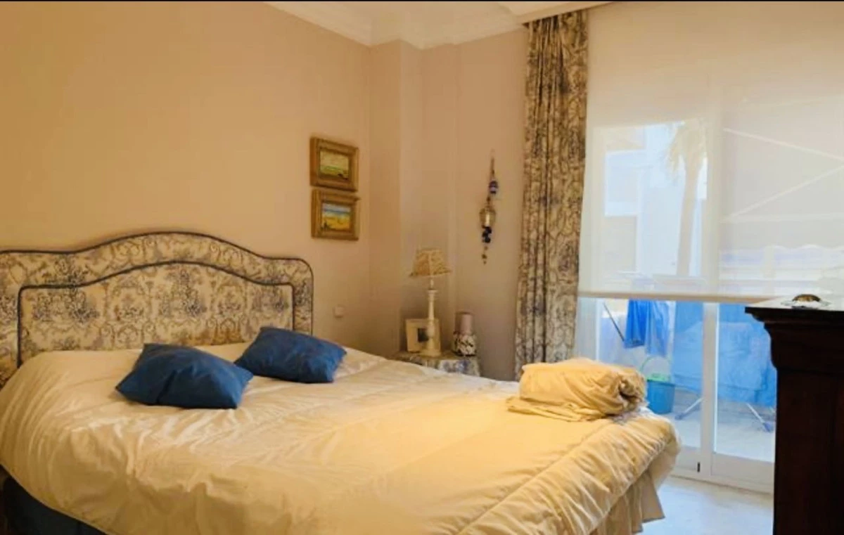 8-e64a9055bba3e77ac8aca3b893cdf826