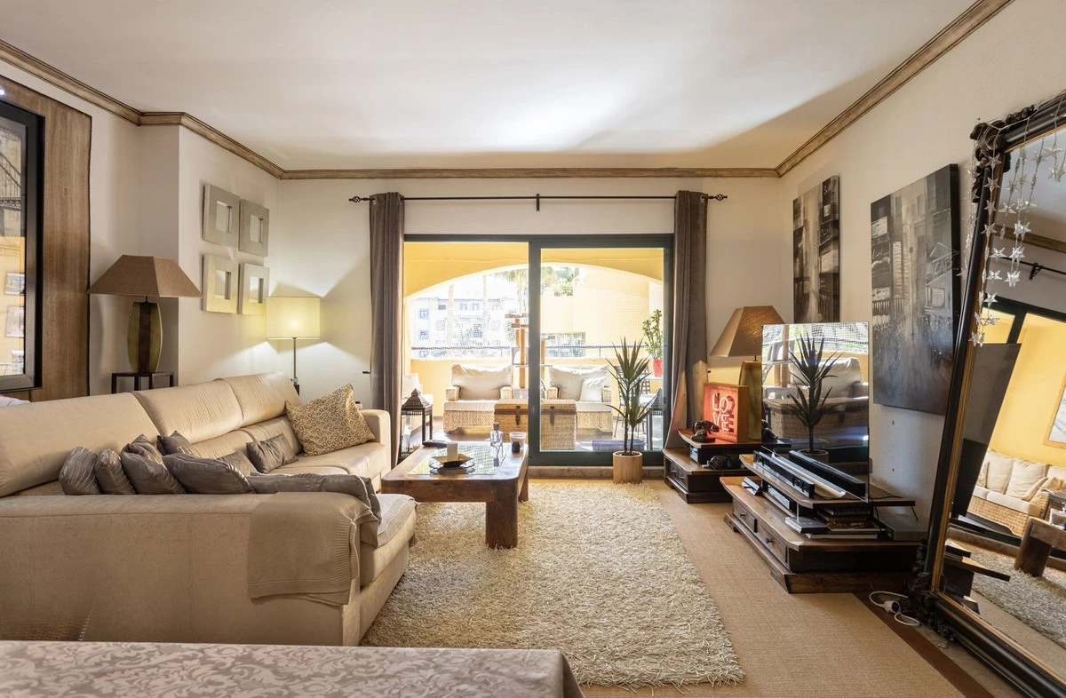 7-aa4cc561180b369757c0bb4af9886cd3