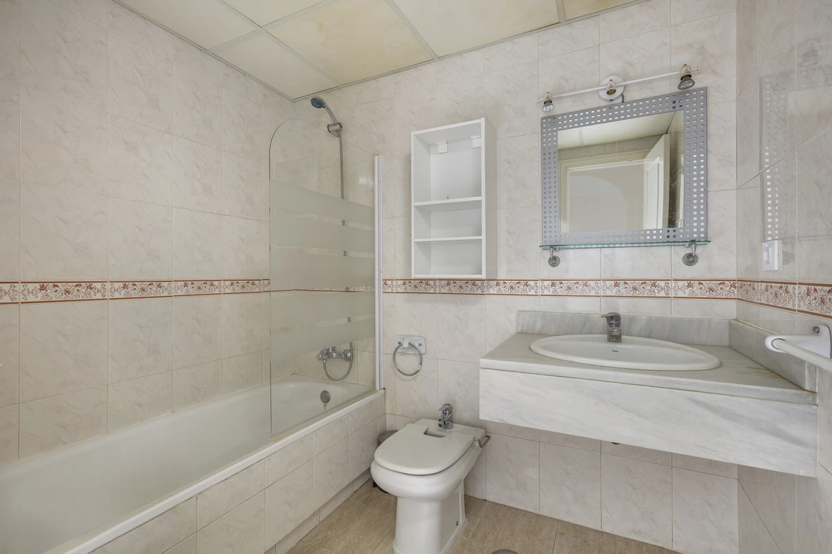 8-e64a9055bba3e77ac8aca3b893cdf826