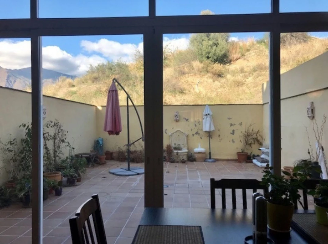 3-e898b2bb2a2fdfd06d2c39894dce8316