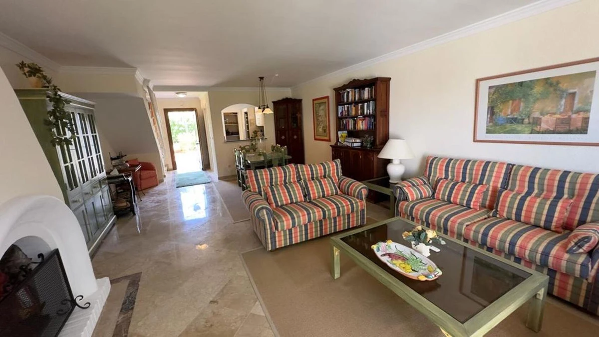 4-c23c0f86247804fa50226aecd8b0b2c8