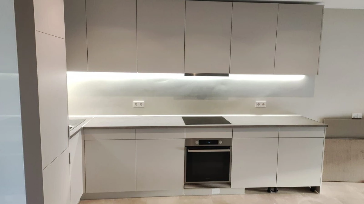 8-e64a9055bba3e77ac8aca3b893cdf826