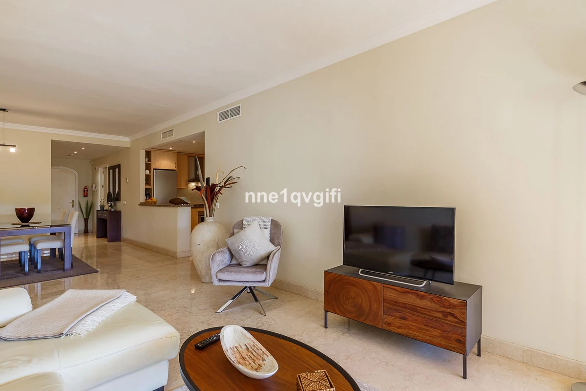 9-467d0cee5b725f3ef65f102a0c2e69c0