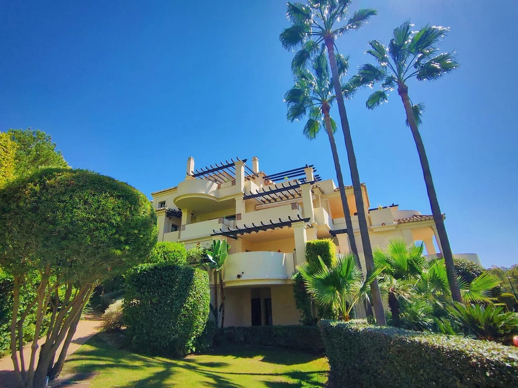 1-7980e48d732b6fc85c14b43b94d2aa54