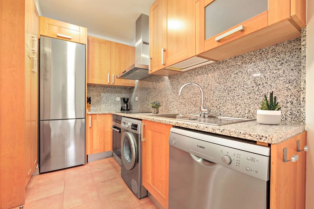 7-aa4cc561180b369757c0bb4af9886cd3