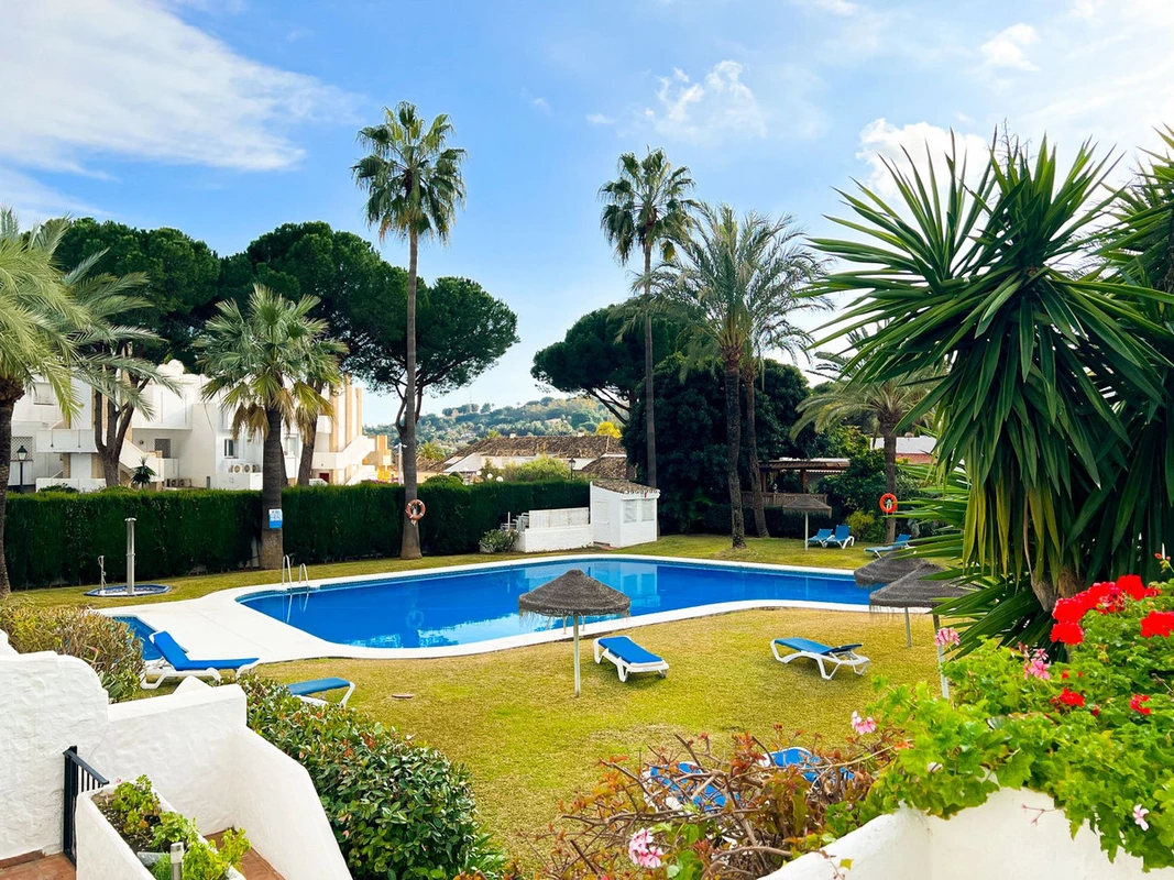 1-7980e48d732b6fc85c14b43b94d2aa54