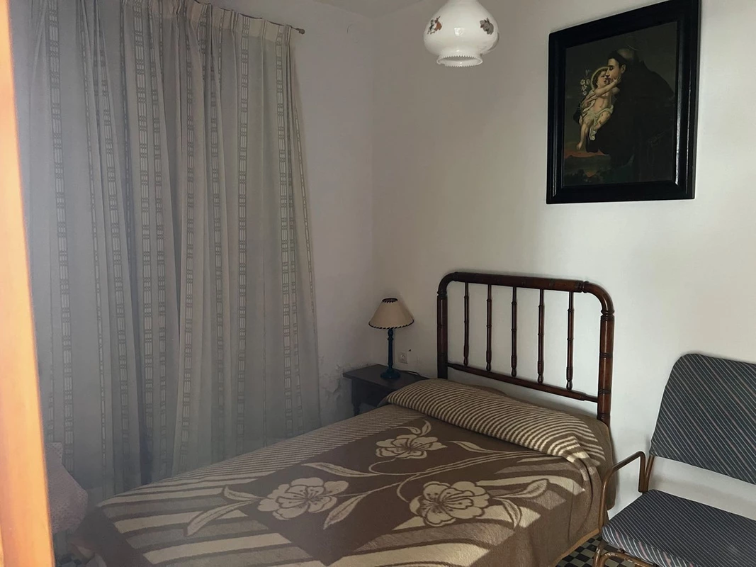 2-5bd7b9d04b45e33852eaf0ec6670150d