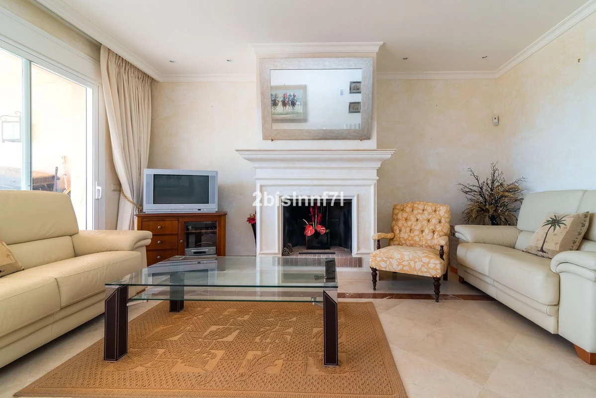 4-c23c0f86247804fa50226aecd8b0b2c8