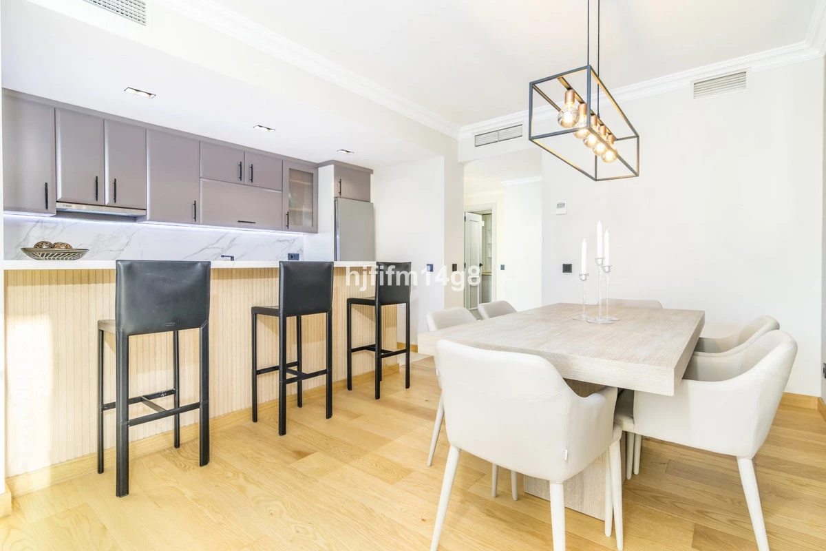 8-e64a9055bba3e77ac8aca3b893cdf826