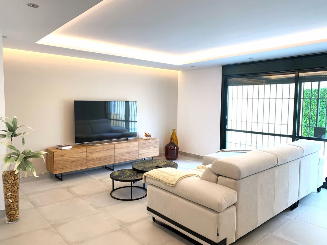 1-7980e48d732b6fc85c14b43b94d2aa54