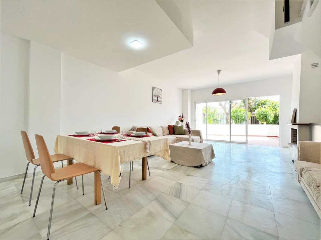 4-c23c0f86247804fa50226aecd8b0b2c8