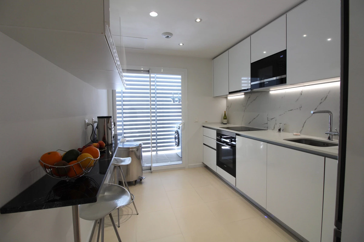 8-e64a9055bba3e77ac8aca3b893cdf826