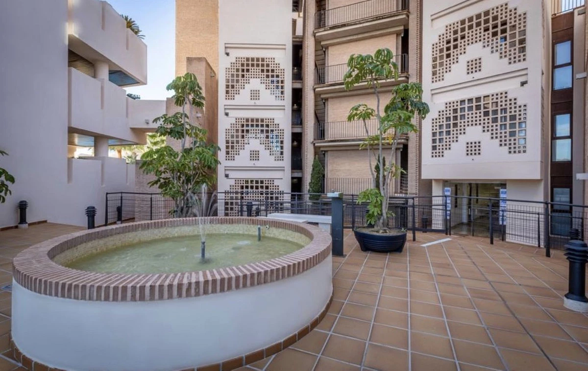 4-c23c0f86247804fa50226aecd8b0b2c8