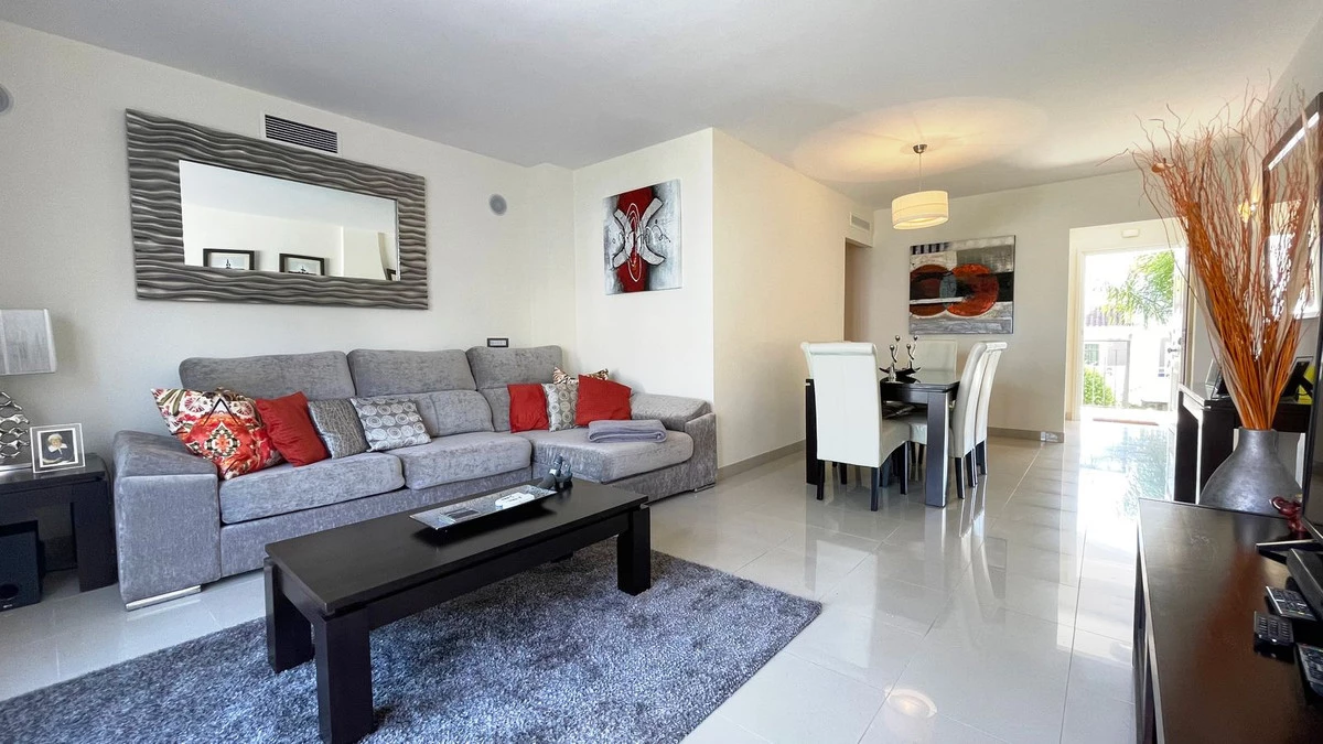 3-e898b2bb2a2fdfd06d2c39894dce8316