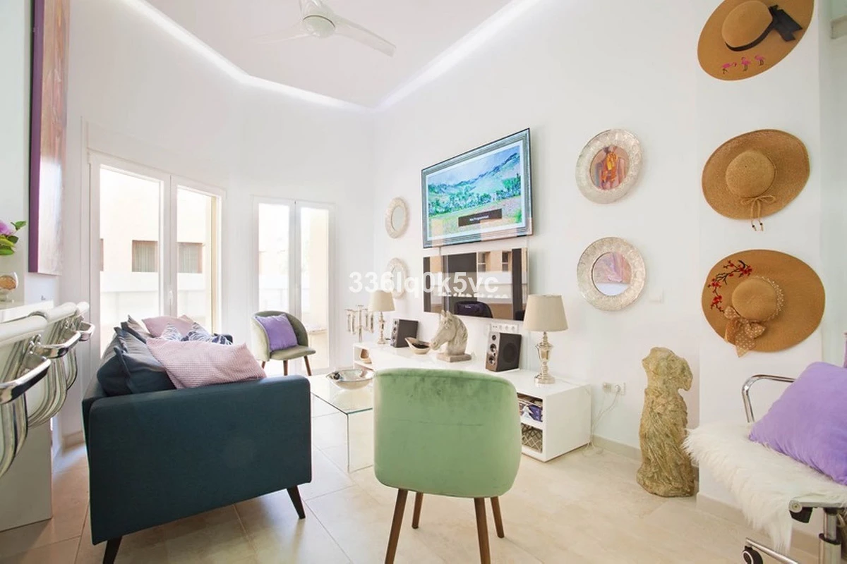 8-e64a9055bba3e77ac8aca3b893cdf826