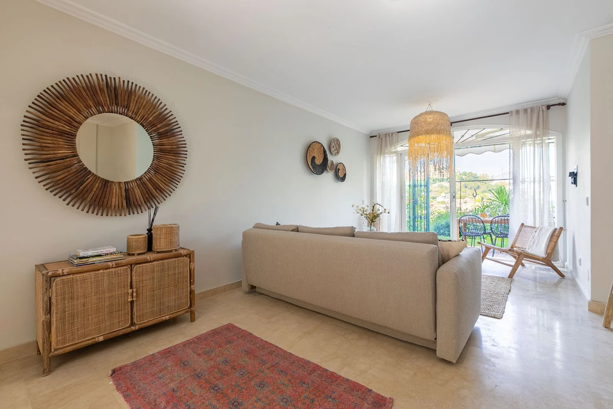 7-aa4cc561180b369757c0bb4af9886cd3