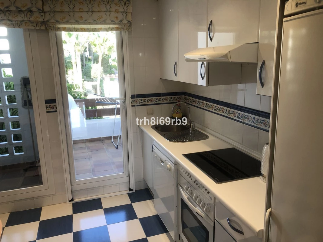 6-241328e1bcc9c0d8ce1222beb6c967a8