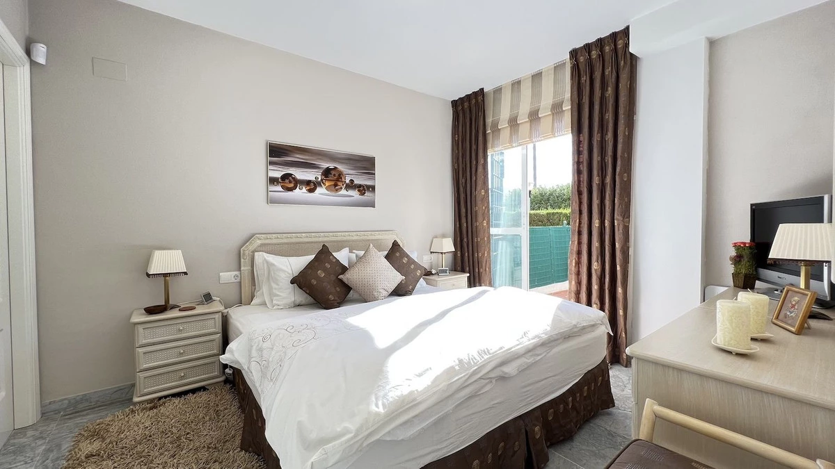 8-e64a9055bba3e77ac8aca3b893cdf826