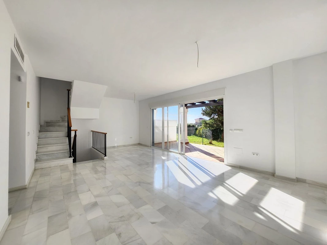 9-467d0cee5b725f3ef65f102a0c2e69c0