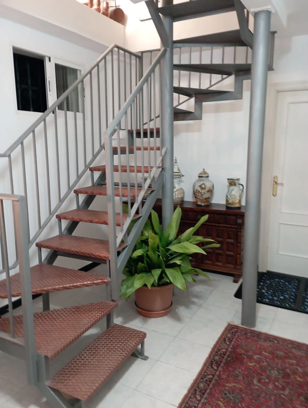 7-aa4cc561180b369757c0bb4af9886cd3