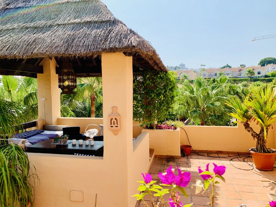 2-5bd7b9d04b45e33852eaf0ec6670150d