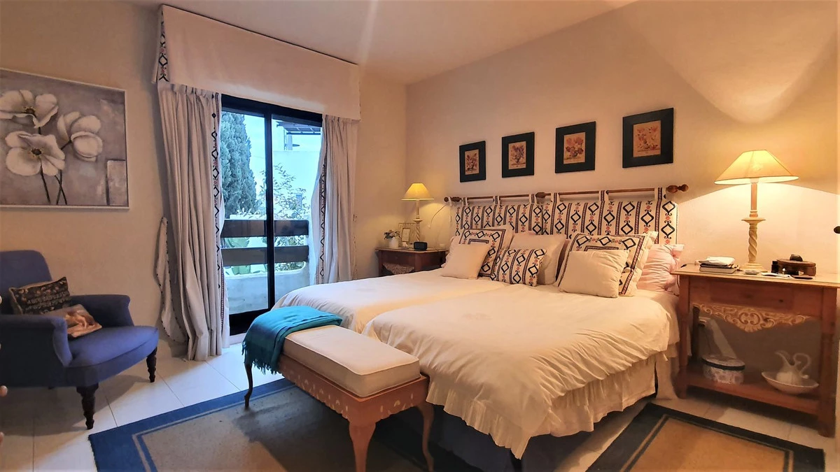 9-467d0cee5b725f3ef65f102a0c2e69c0