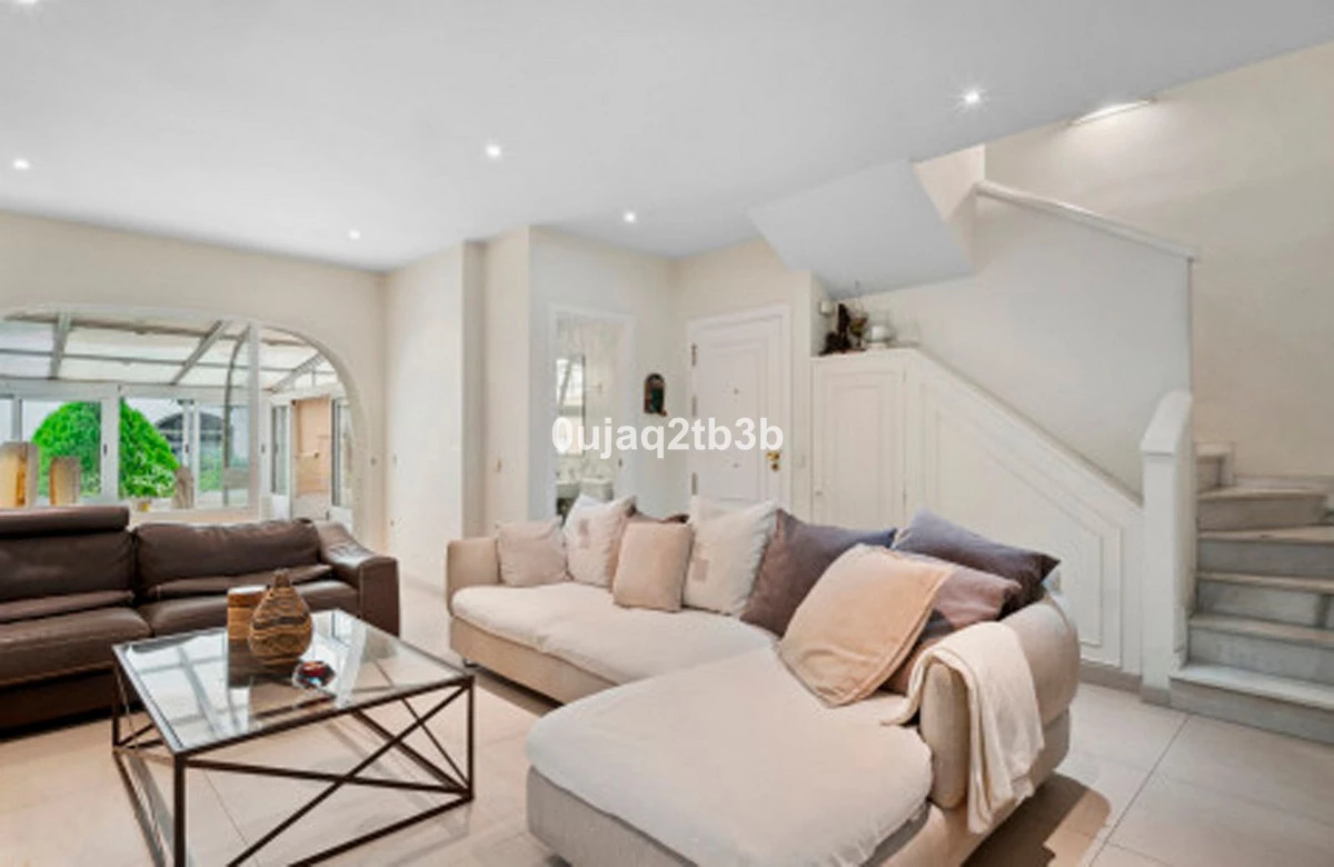 4-c23c0f86247804fa50226aecd8b0b2c8