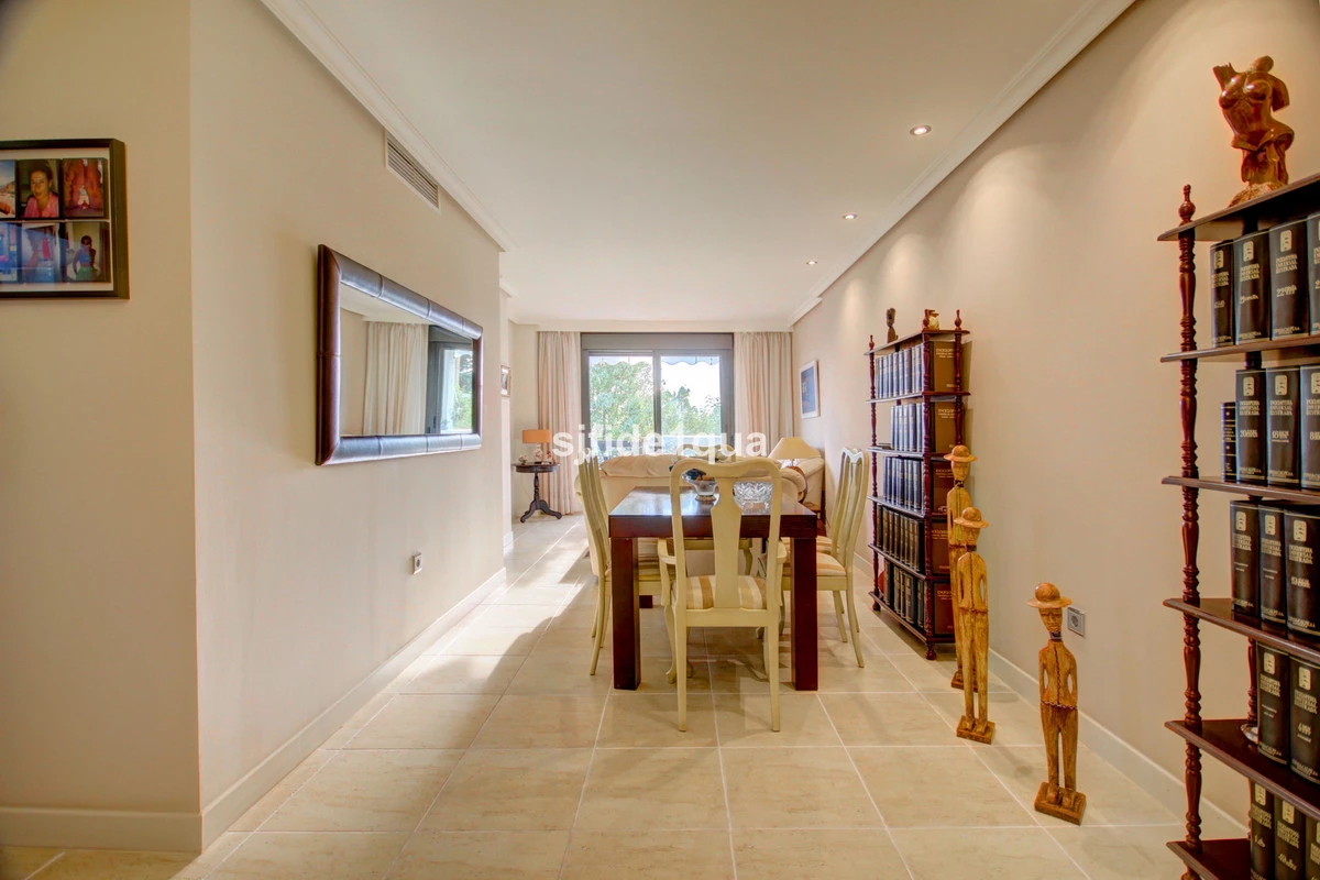 9-467d0cee5b725f3ef65f102a0c2e69c0