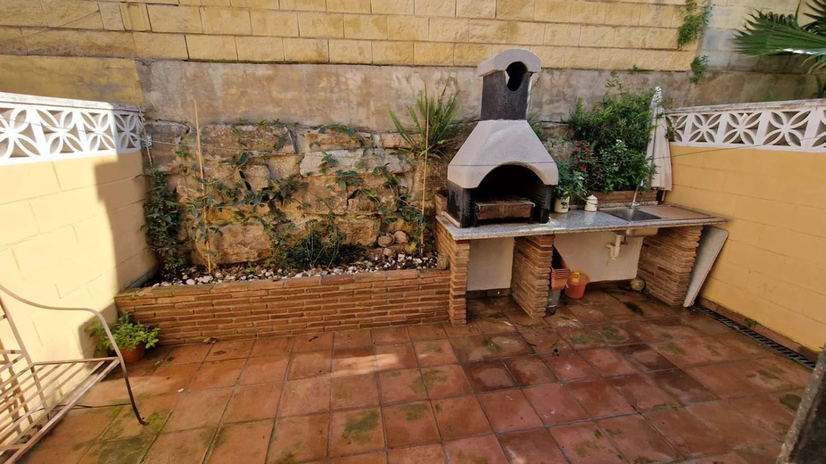 9-467d0cee5b725f3ef65f102a0c2e69c0