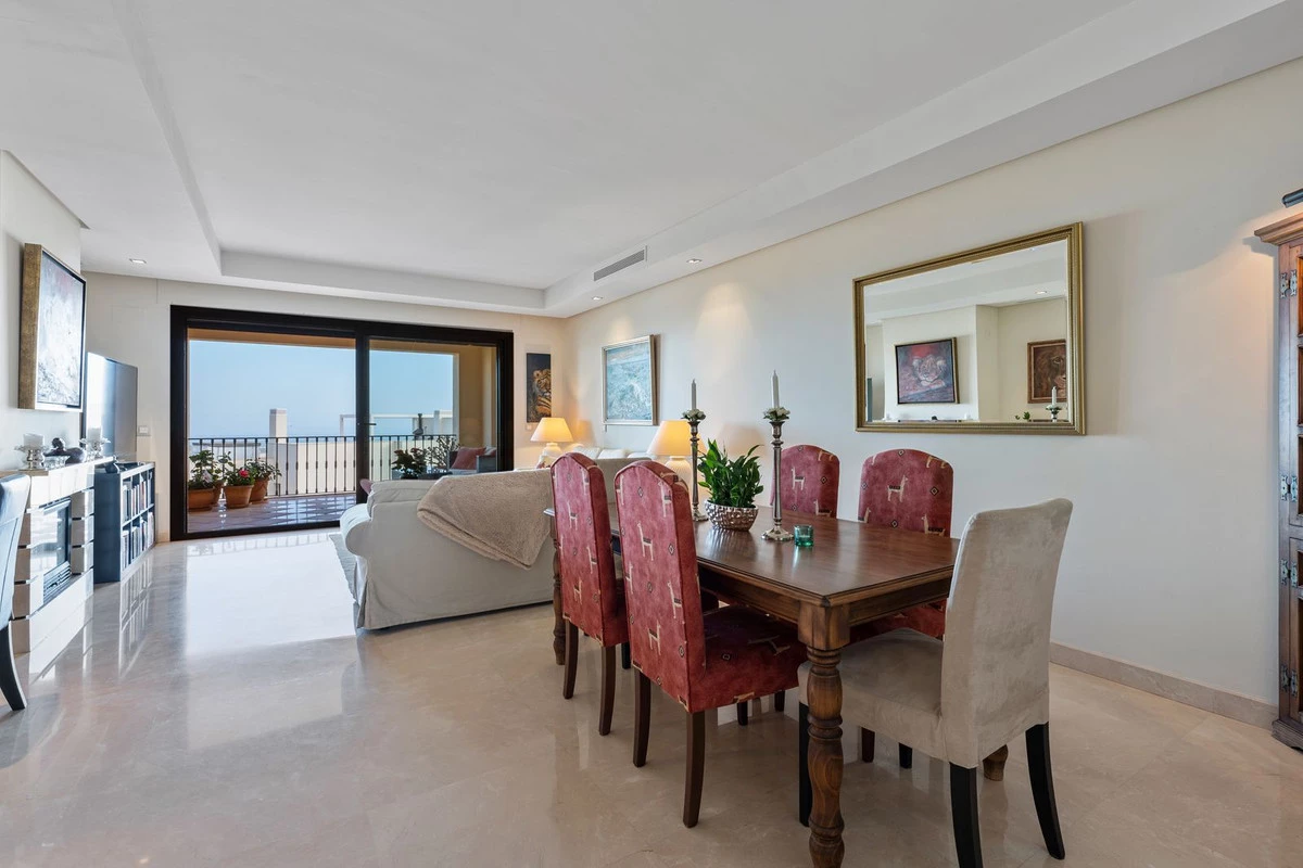 7-aa4cc561180b369757c0bb4af9886cd3