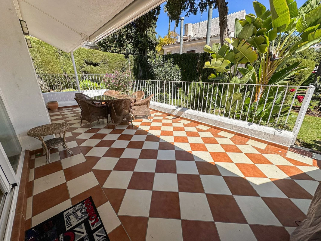 6-241328e1bcc9c0d8ce1222beb6c967a8