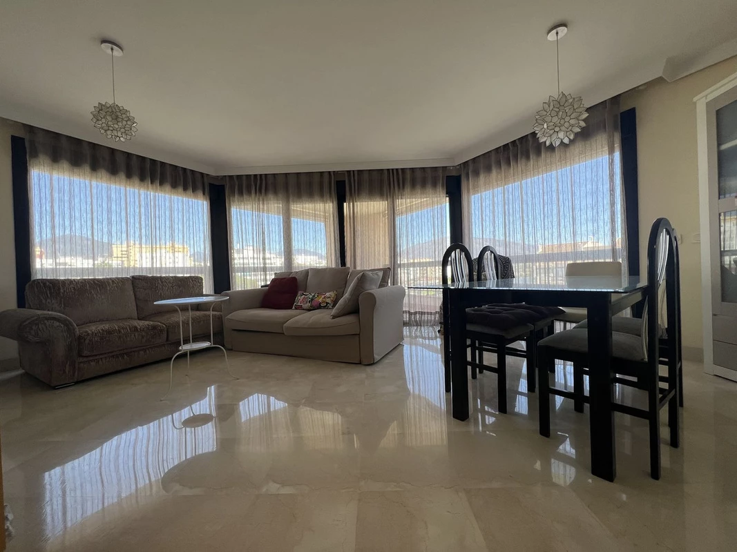 2-5bd7b9d04b45e33852eaf0ec6670150d