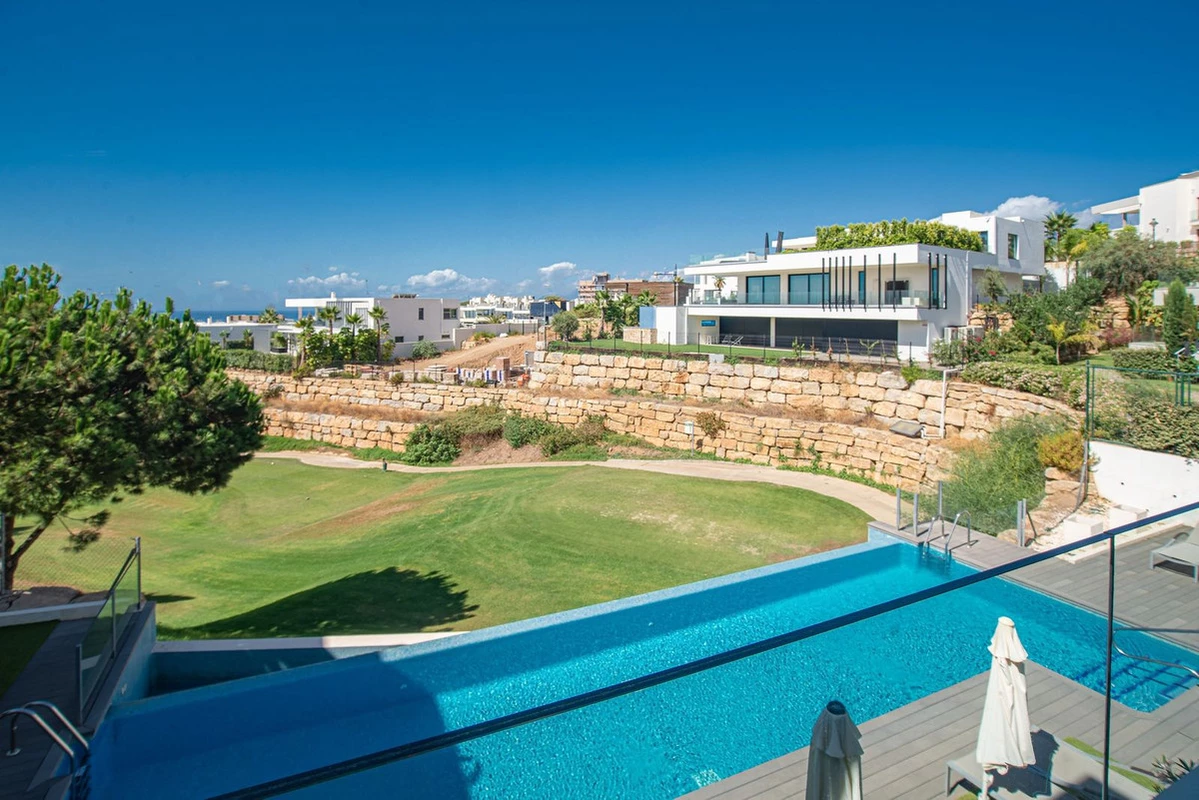 2-5bd7b9d04b45e33852eaf0ec6670150d