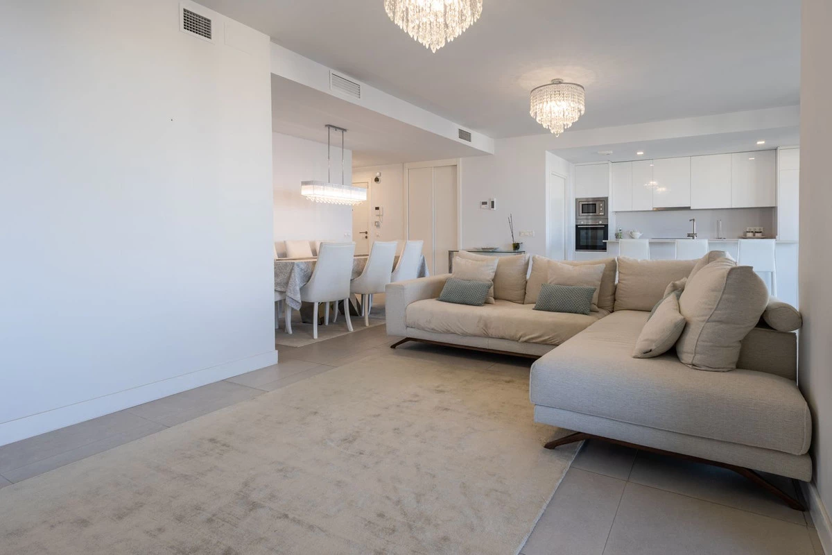 2-5bd7b9d04b45e33852eaf0ec6670150d