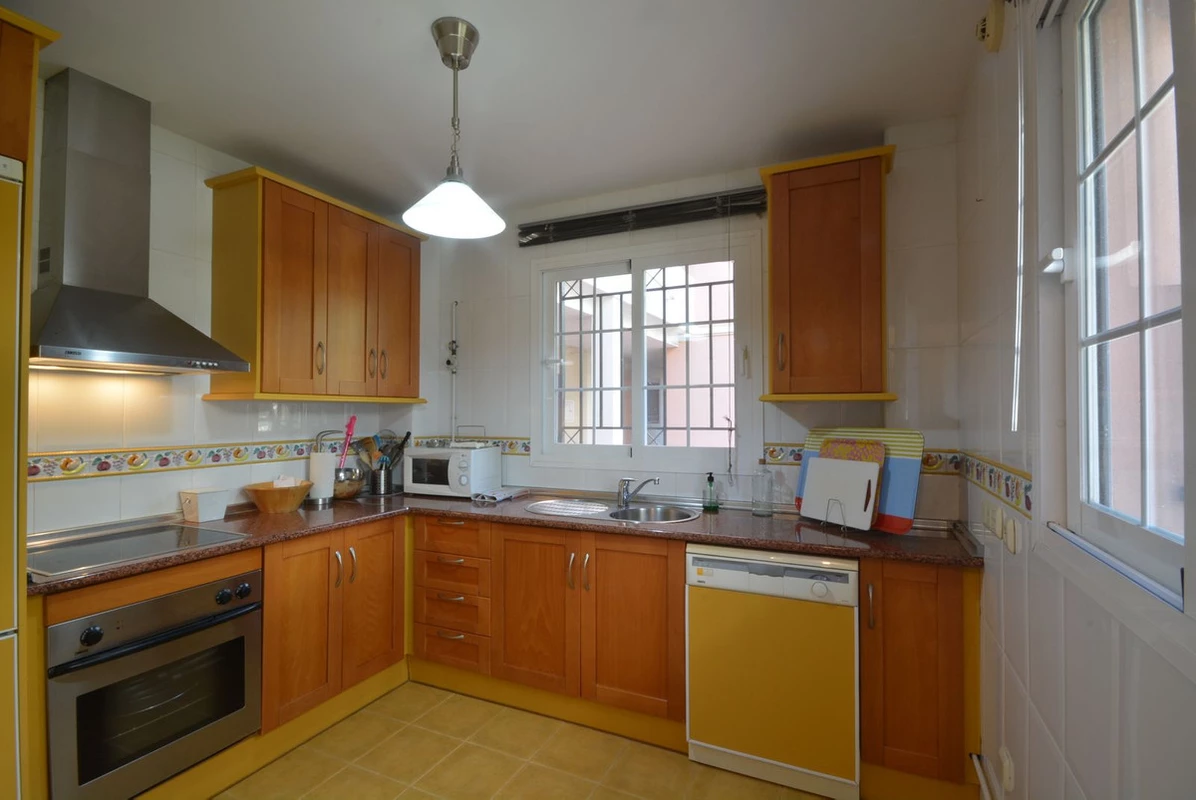 4-c23c0f86247804fa50226aecd8b0b2c8