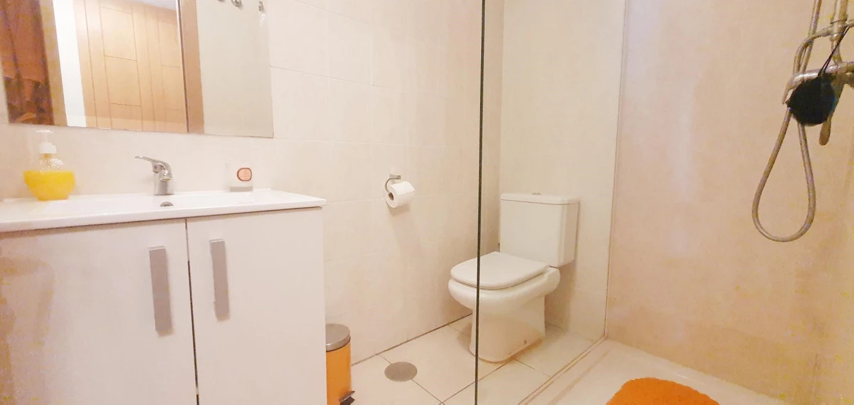 8-e64a9055bba3e77ac8aca3b893cdf826