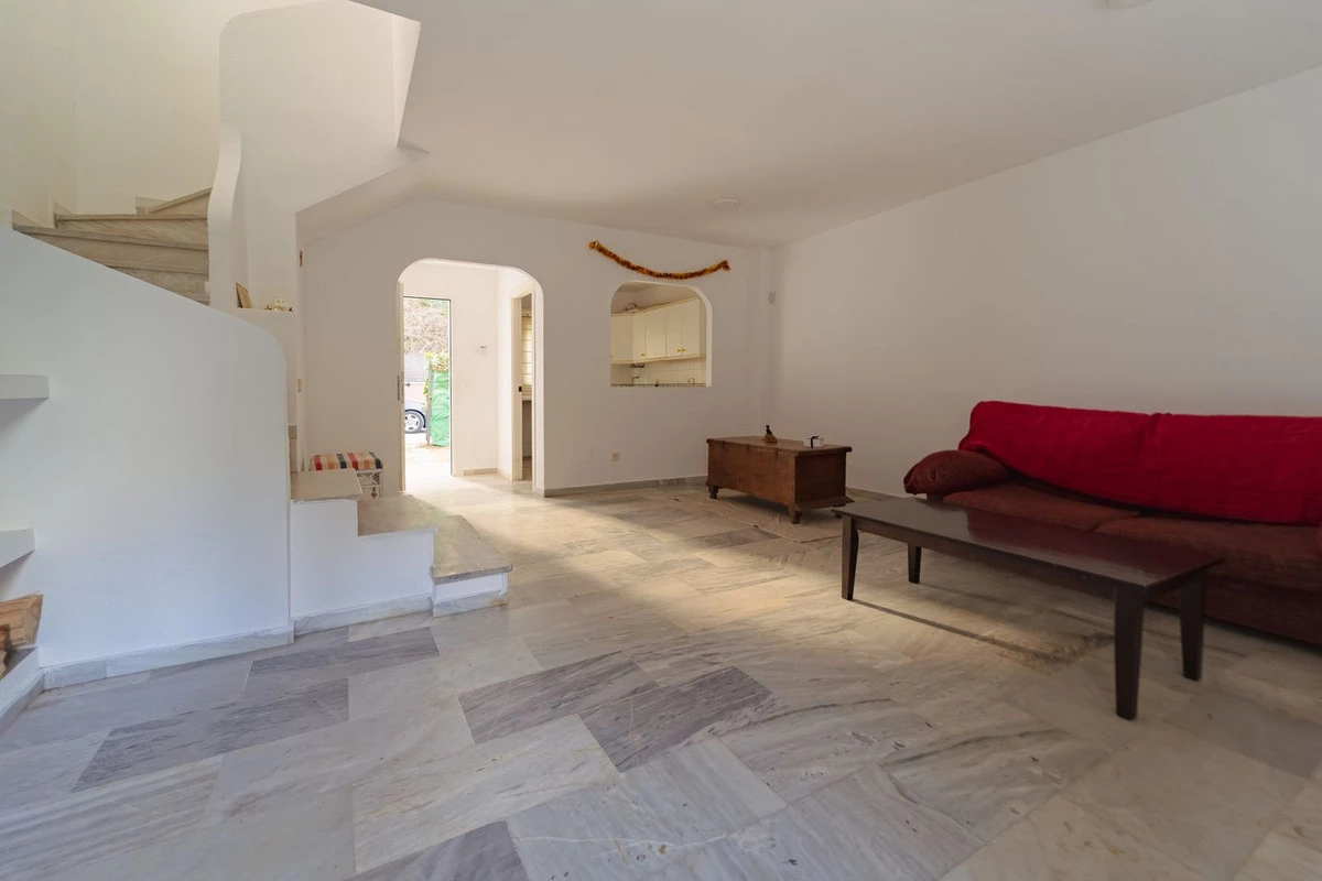 4-c23c0f86247804fa50226aecd8b0b2c8