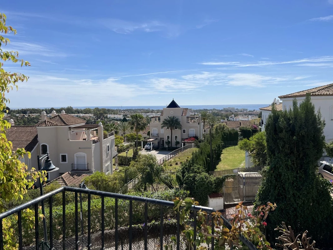 8-e64a9055bba3e77ac8aca3b893cdf826