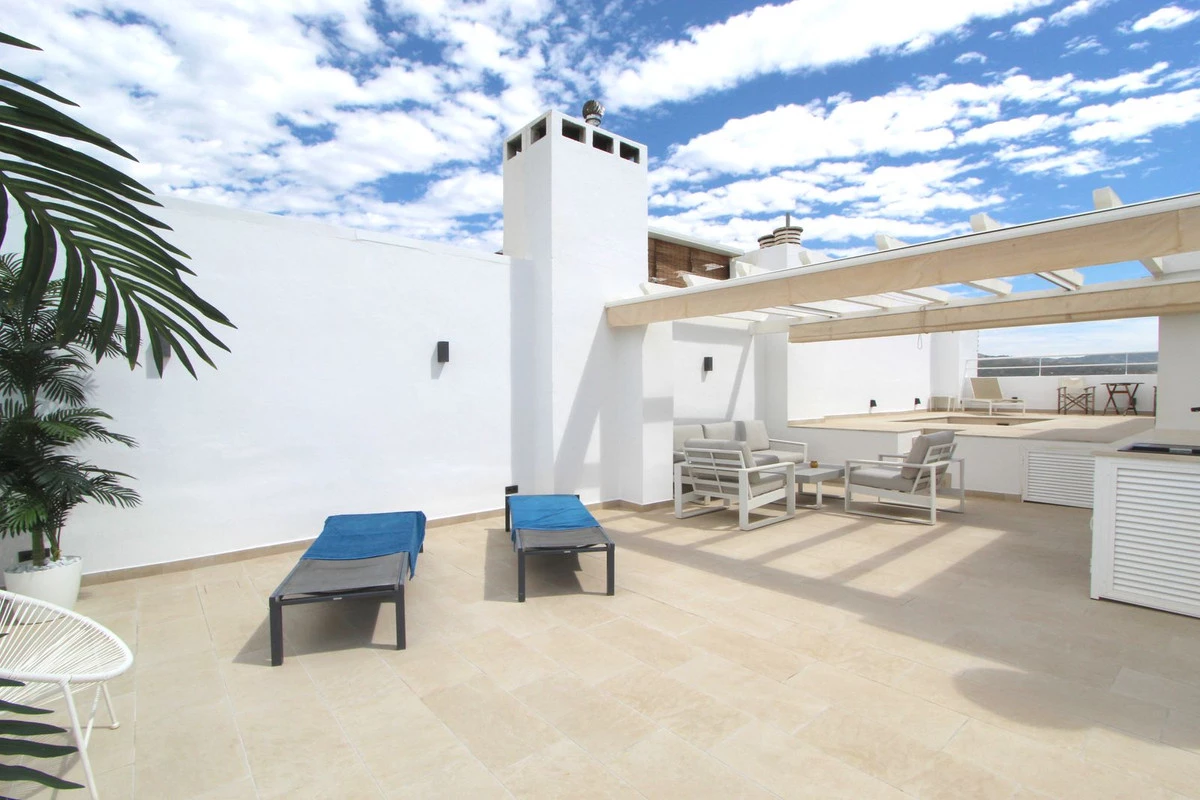 1-7980e48d732b6fc85c14b43b94d2aa54