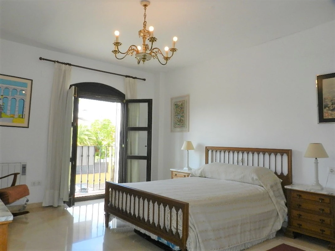 7-aa4cc561180b369757c0bb4af9886cd3